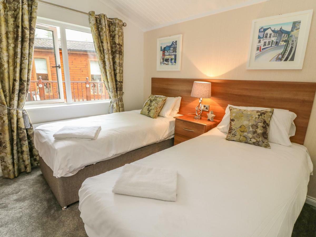 Bowness 66 Villa Windermere Bagian luar foto
