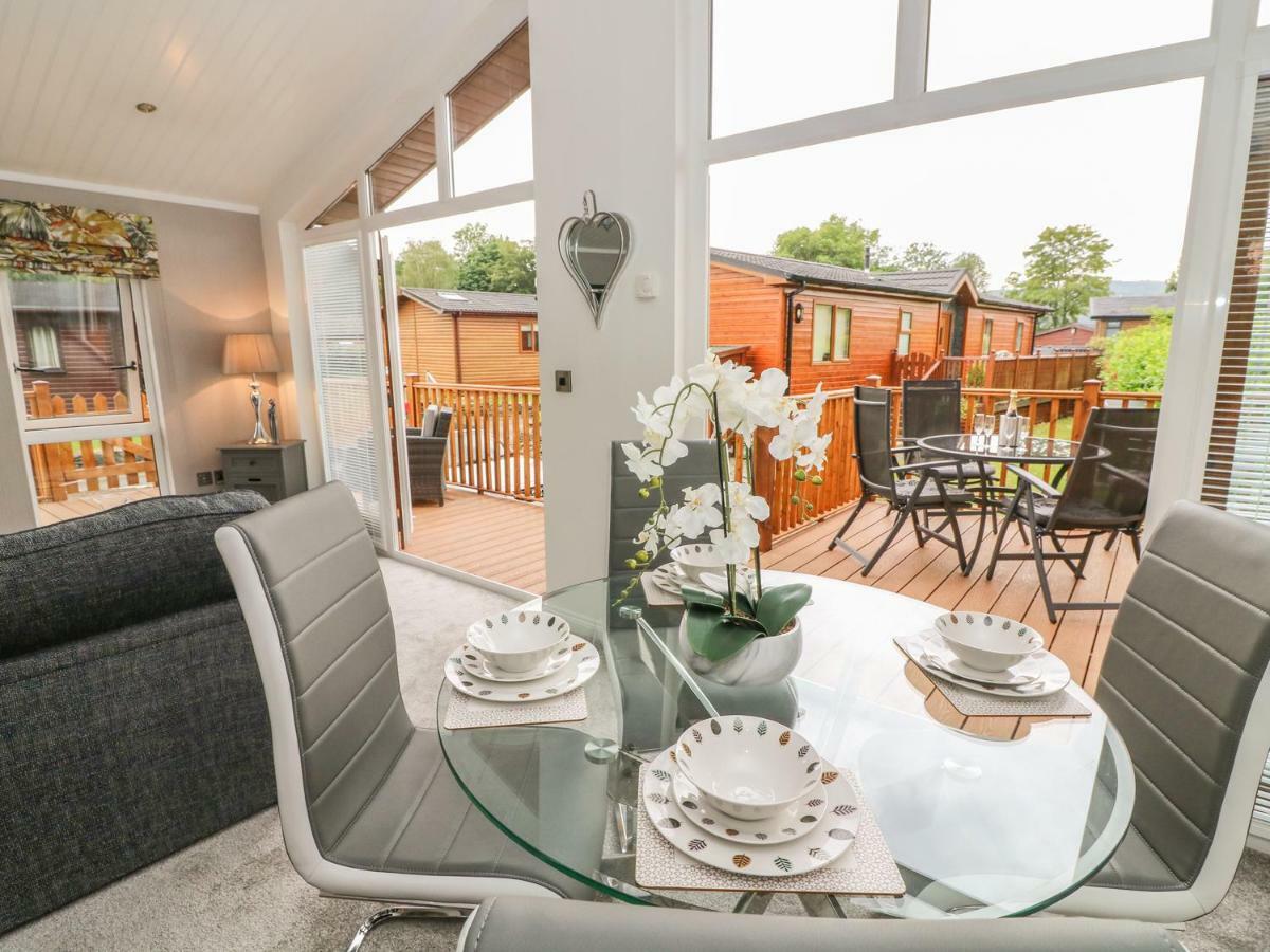 Bowness 66 Villa Windermere Bagian luar foto