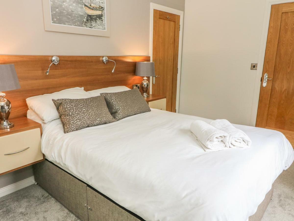 Bowness 66 Villa Windermere Bagian luar foto