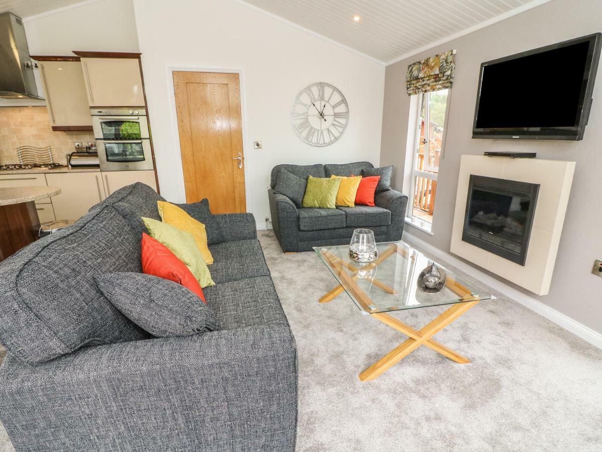 Bowness 66 Villa Windermere Bagian luar foto